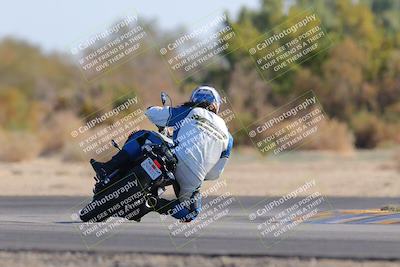 media/Dec-18-2022-SoCal Trackdays (Sun) [[8099a50955]]/Turn 7 Backside (1125am)/